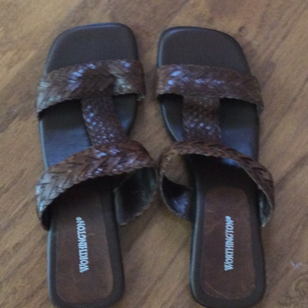 Sandles size 7.5